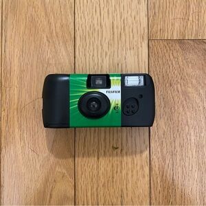 Fujifilm Disposable Camera 35mm Single Use Film 27 exposures expired 05-2024